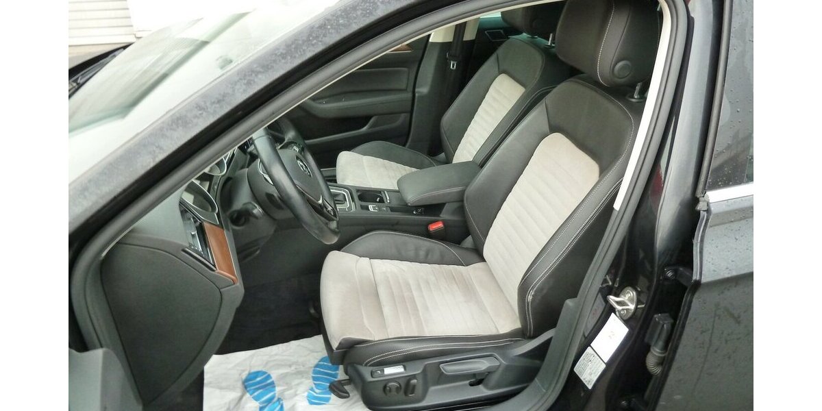 VW Passat 2.0 TDI Highline DSG Alcatara Navi STandh. 110.000 km 16.900 &euro; Ratingen 40885