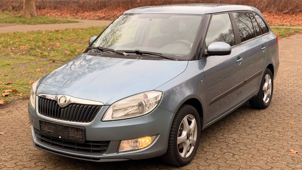 Skoda Fabia 174.500 km 2.899 &euro; Oberhausen 46045