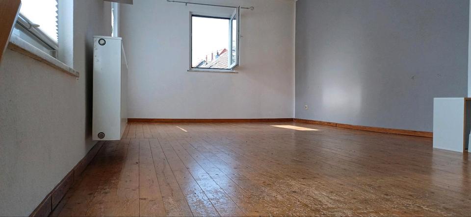 Maisonettenwohnung Duisburg Huckingen - 1 Zimmer, 60 m&sup2;, 650&euro; | Angebot:26407221