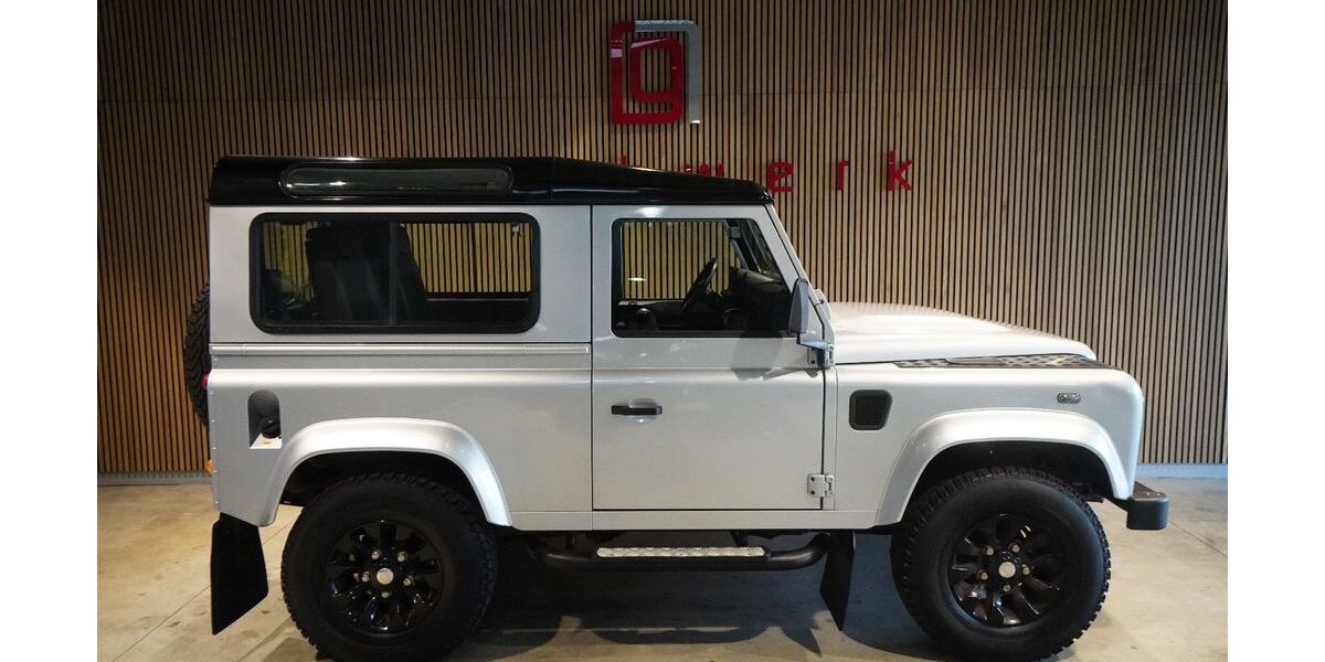 Land Rover Defender 55.000 km 51.941 &euro; Duisburg 47228
