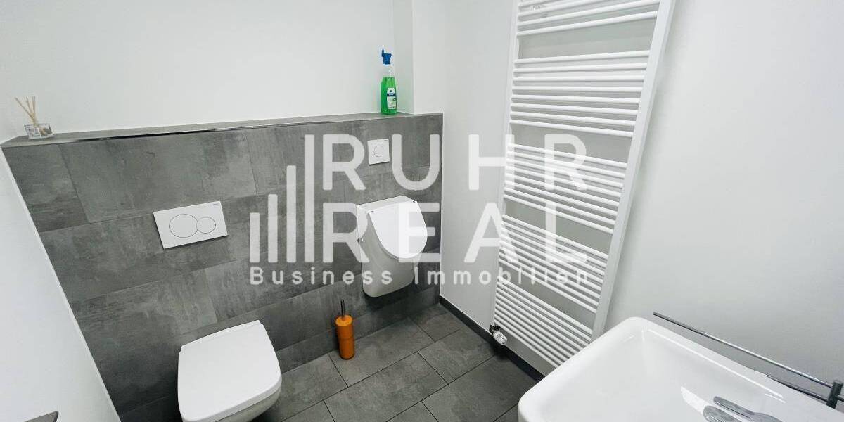 Attraktive Lagerhalle in Duisburg-Rheinhausen | ebenerdige Andienung | Büroräume verfügbar zimmer