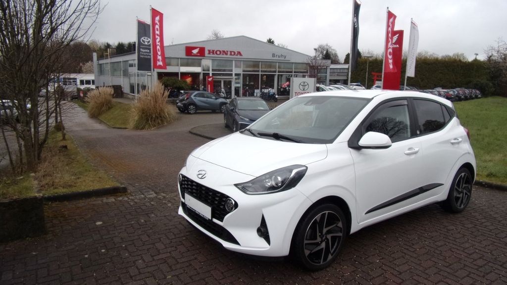 Hyundai i10 30.499 km 11.555 &euro; Ratingen 40882