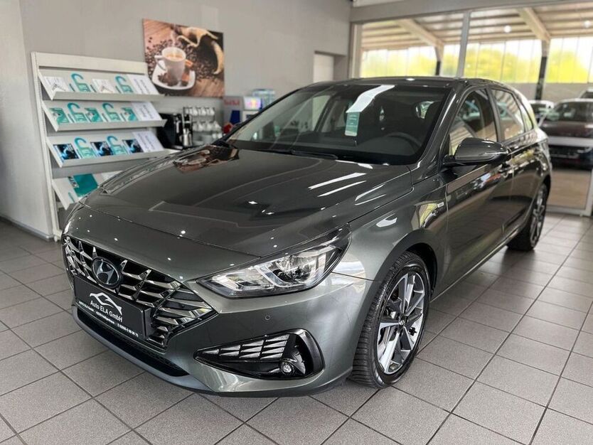 i30
