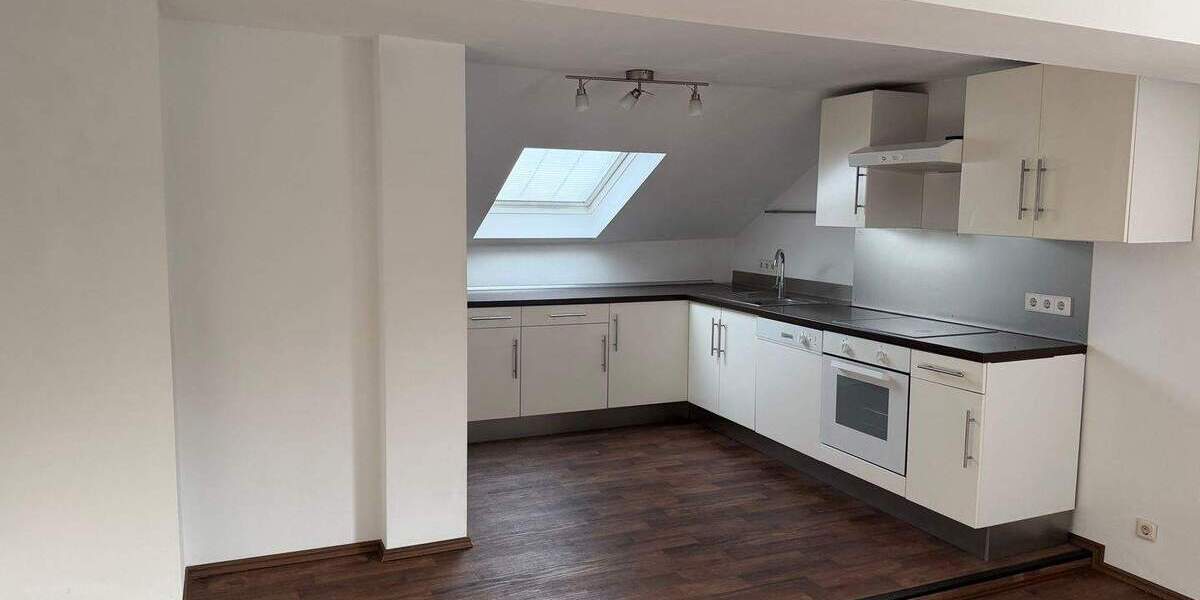 Gemütliche 2-Zimmer Dachgeschosswohnung mit Küche in Bottrop 3 zimmer