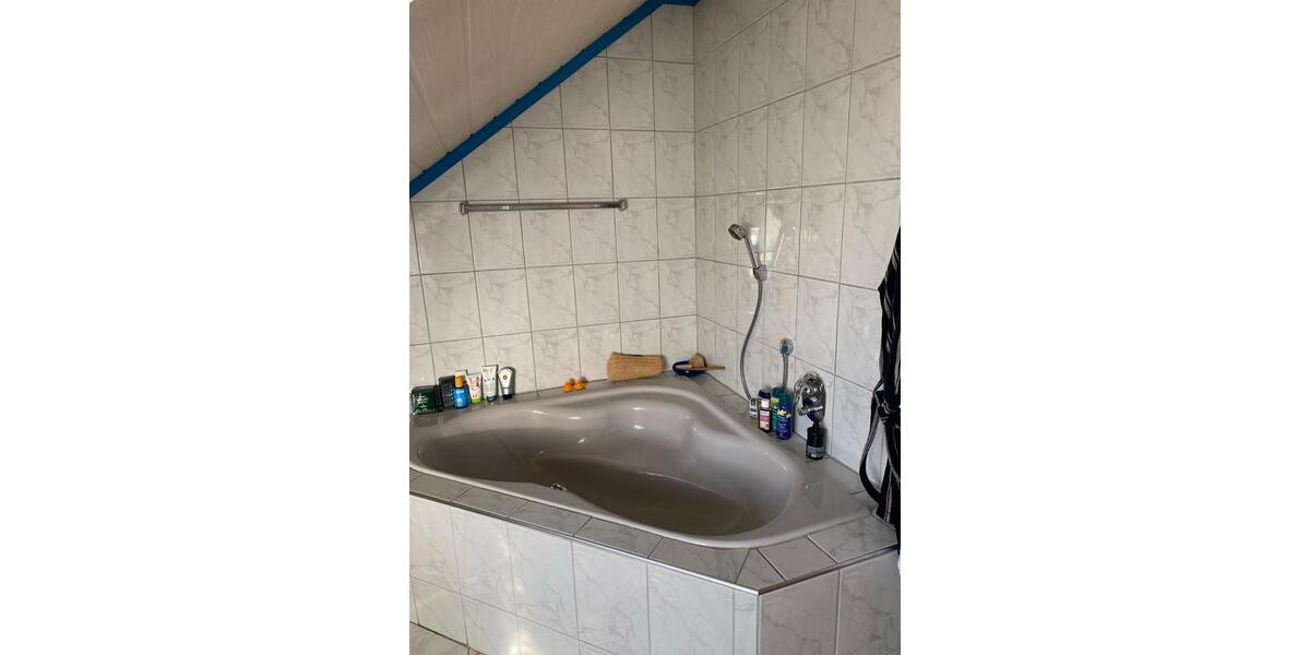 Doppelhaushälfte Essen Stadtbezirk VI - 5 Zimmer, 128 m&sup2;, 428.000&euro; | Angebot:27438356