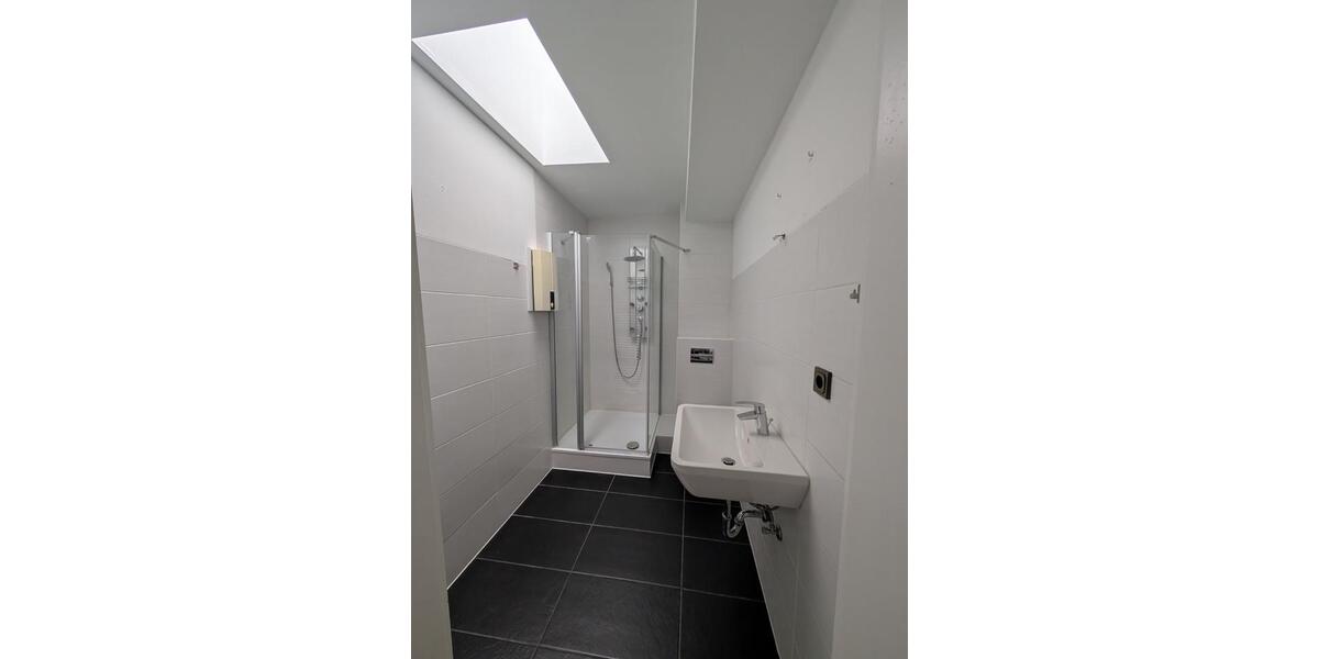 Dachgeschoßwohnung Oberhausen Biefang - 3.5 Zimmer, 75 m&sup2;, 530&euro; | Angebot:25809199