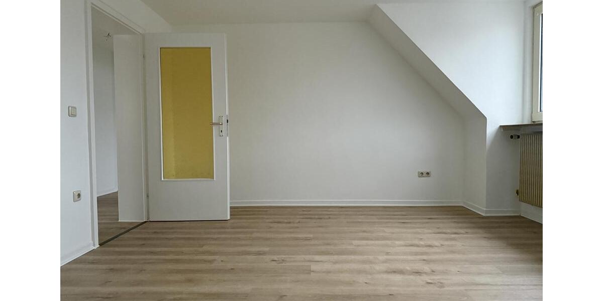 Frisch renovierte 3-Zimmer-Wohnung in Oberhausen-Sterkrade | ca. 61 m² | Stellplätze verfügbar 3 zimmer