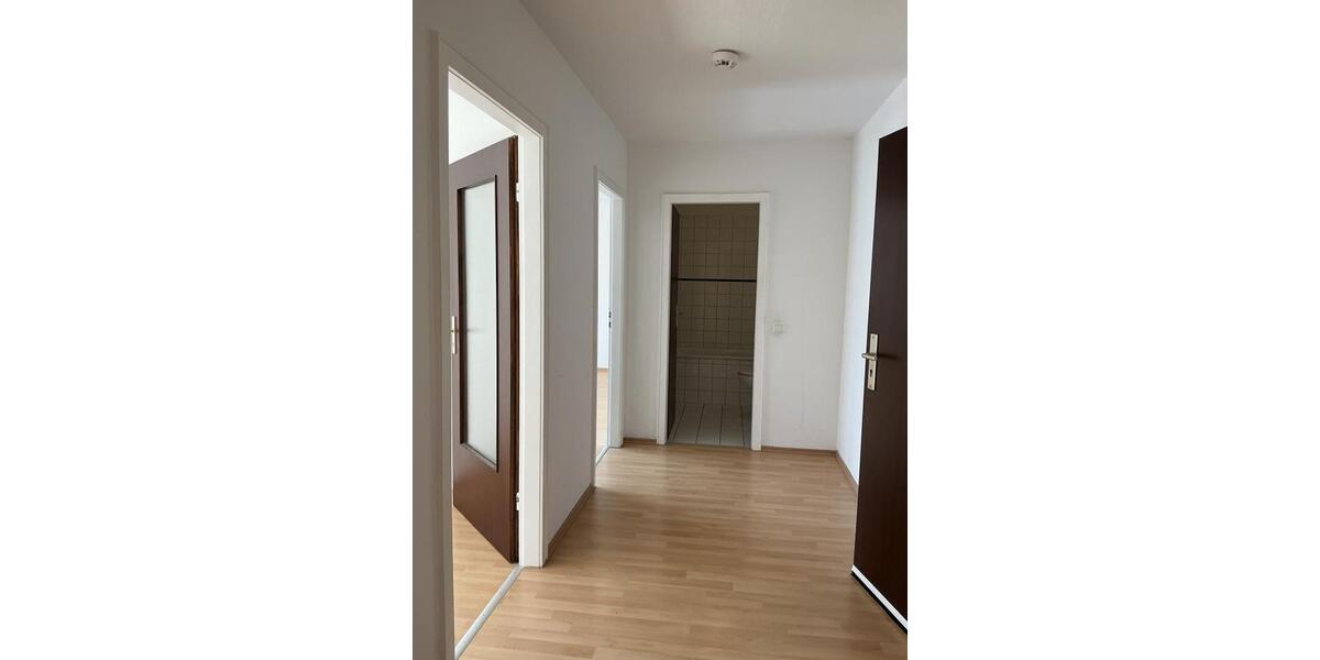 Erdgeschoßwohnung Essen Stadtbezirk IX - 2 Zimmer, 63 m&sup2;, 439&euro; | Angebot:25725437