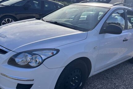 Hyundai i30 160.000 km 2.999 &euro; Essen 45355