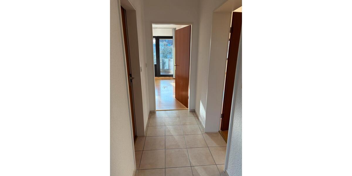 Etagenwohnung Oberhausen Schmachtendorf - 4 Zimmer, 95 m&sup2;, 1.470&euro; | Angebot:25311025