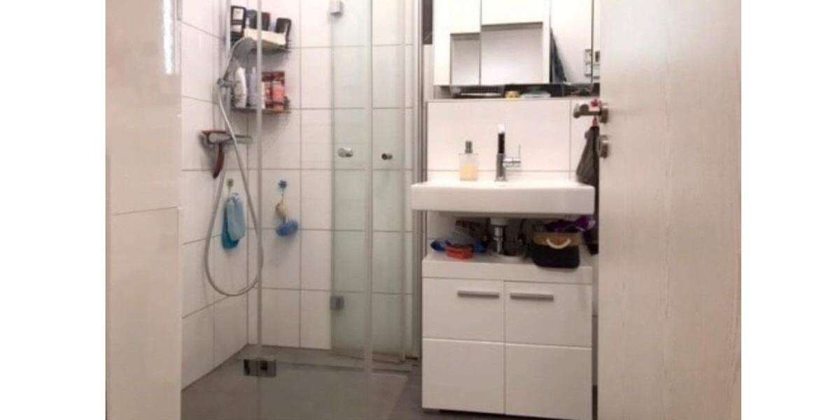 Etagenwohnung Gelsenkirchen - 2.5 Zimmer, 70 m&sup2;, 150.000&euro; | Angebot:26865138
