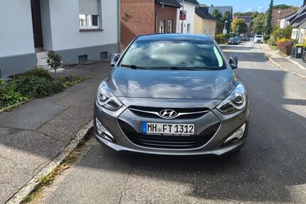 Hyundai i40 19.800 km 17.600 &euro; Mülheim 45475