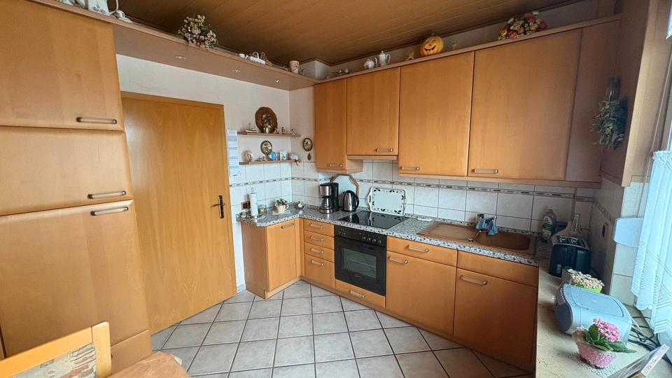 Etagenwohnung Oberhausen - 2 Zimmer, 76 m&sup2;, 135.000&euro; | Angebot:27453461
