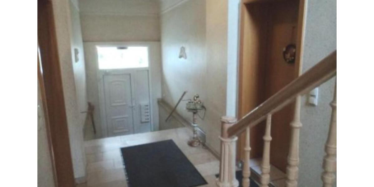 Sehr gepflegtes kleines Mehrfamilienhaus zur Kapitalanlage zimmer