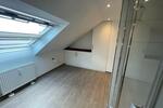 Dachgeschoßwohnung Duisburg Hamborn - 2 Zimmer, 82 m&sup2;, 650&euro; | Angebot:26562111