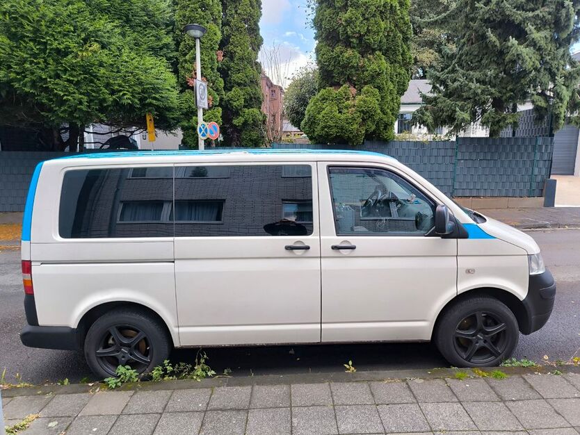 VW T5 Transporter 188.000 km 11.900 € Solingen 42697
