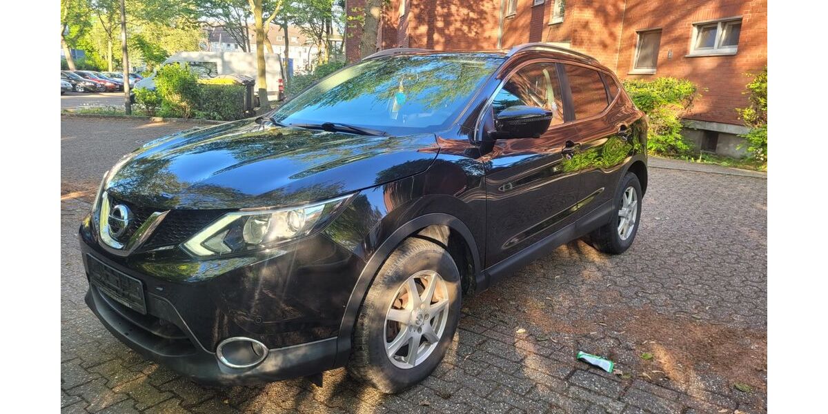 Nissan Qashqai 81.700 km 6.700 &euro; Castrop Rauxel 44579