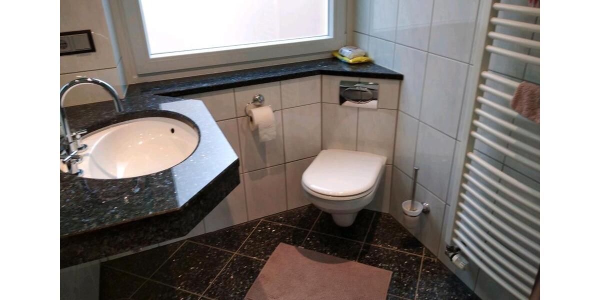 Hochparterre Wuppertal Dönberg - 2 Zimmer, 60 m&sup2;, 830&euro; | Angebot:25286282