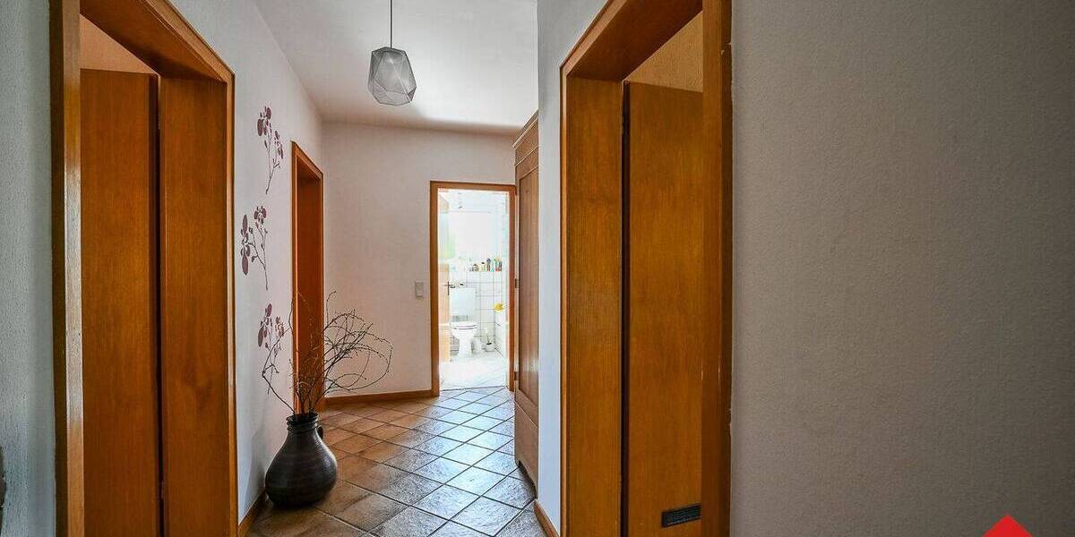 Gepflegtes Zweifamilienhaus mit Garage und schönem Grundstück - Mehrfamilienhaus, Wohnhaus Herne Holthausen | Angebot:26808480
