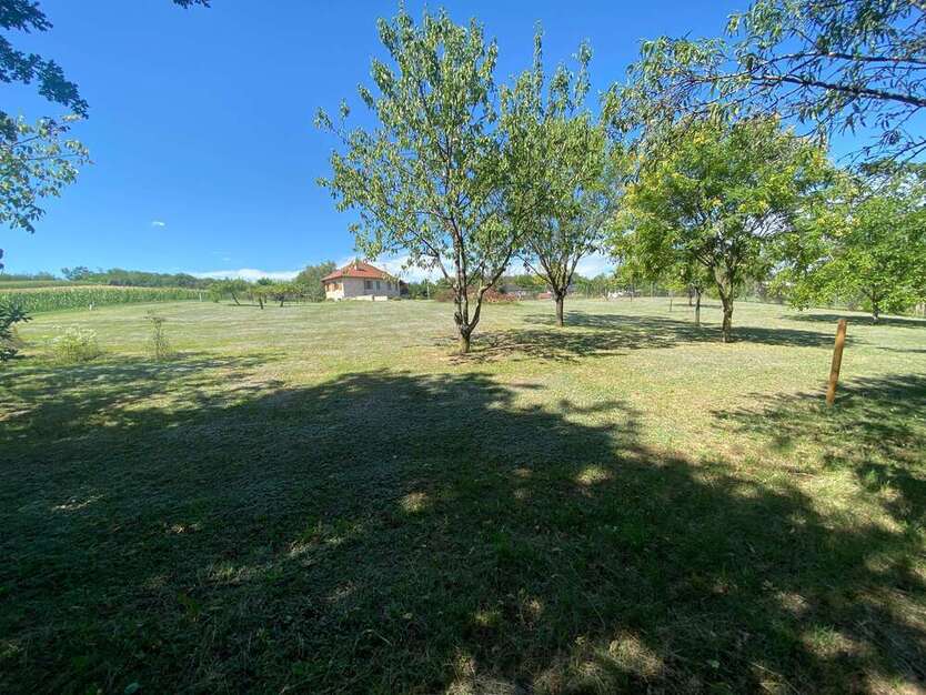 Grundstück zu verkaufen in Györság 179.000 € 4400 m²