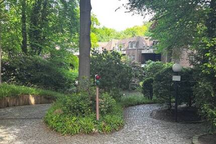 **WELLINGSBÜTTEL** 3-4 Zim.- am Alsterwanderweg, ca. 101 m², sw Terrasse, TG-Stellpl.