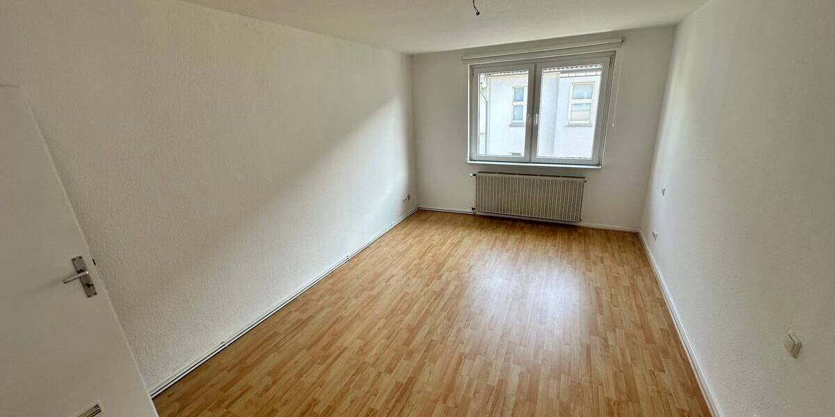 Etagenwohnung Essen Südviertel - 2 Zimmer, 44 m&sup2;, 420&euro; | Angebot:23943546
