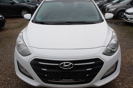 Hyundai i30 200.000 km 3.999 &euro; Oberhausen 46045