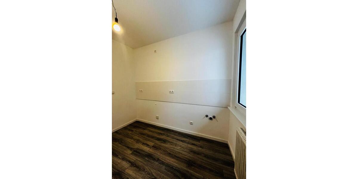 Tolle helle 2 Zimmer Wohnung mit BALKON 2 zimmer