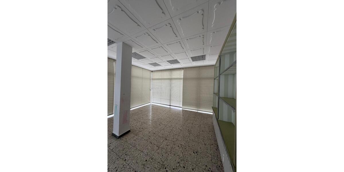 Sehr helles Büro zimmer