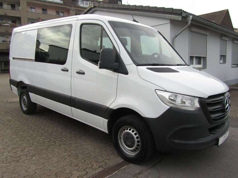 Mercedes-Benz Sprinter 108.800 km 27.699 € Düsseldorf 40591
