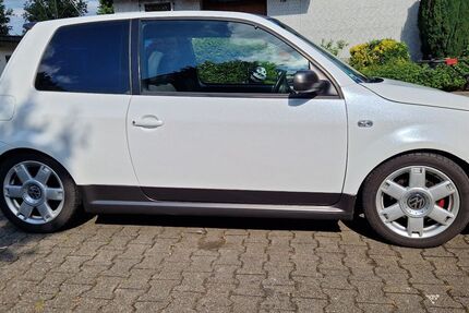 VW Lupo 191.000 km 5.490 € Bochum 44869