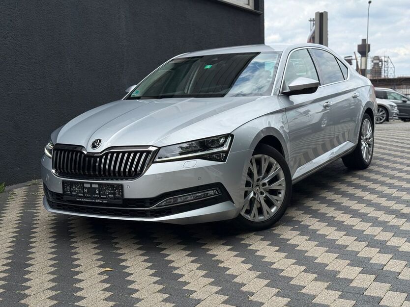 Skoda Superb 54.300 km 30.950 € Duisburg 47259