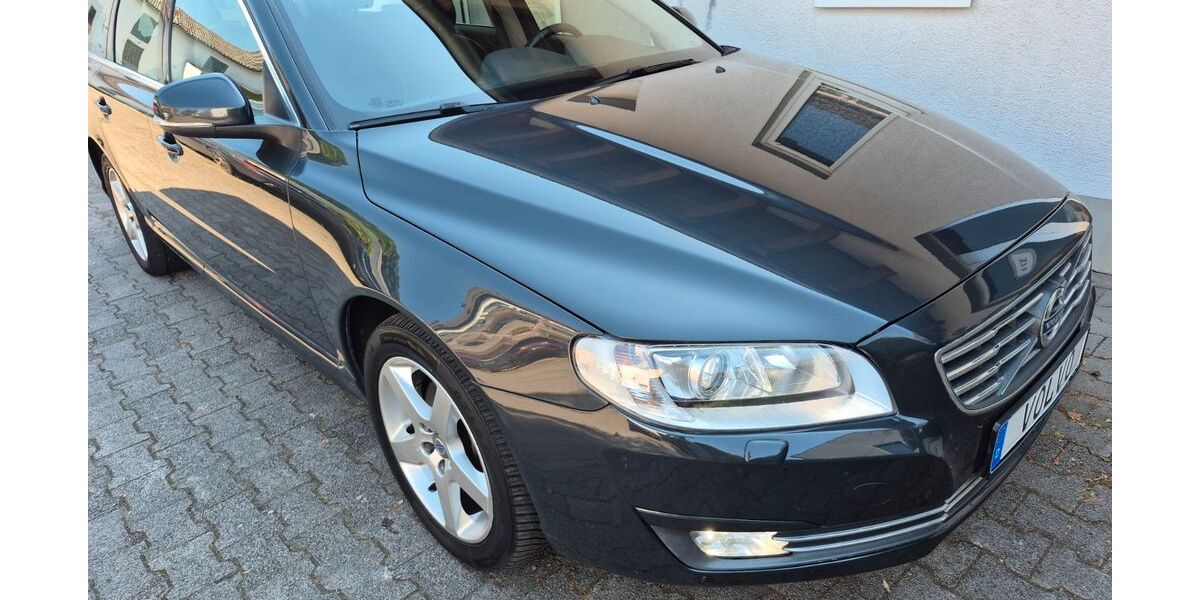 Volvo V70 146.000 km 14.990 &euro; Sprockhövel 45549