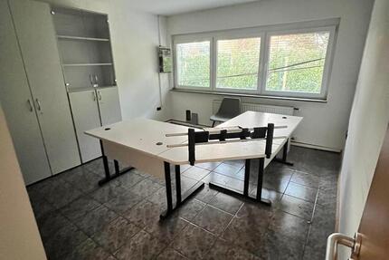 Büro und Kaltlager in Drevenack Halle oder Lagerräume Wesel zimmer