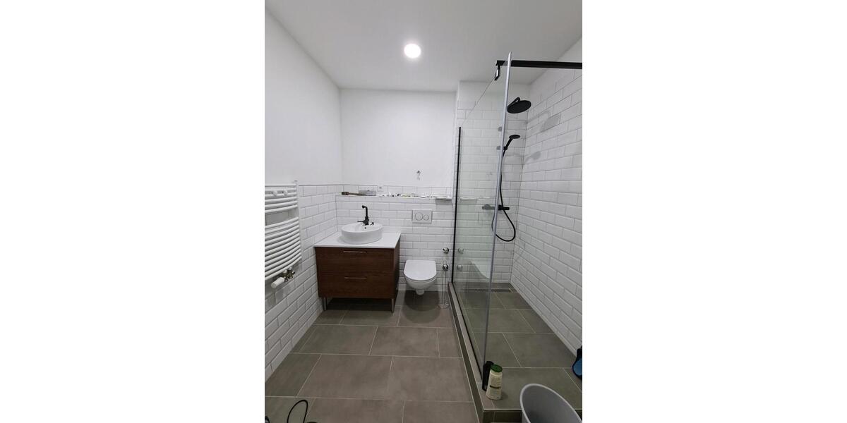 Wohnung & Gewerbefläche zu verkaufen! 5 zimmer