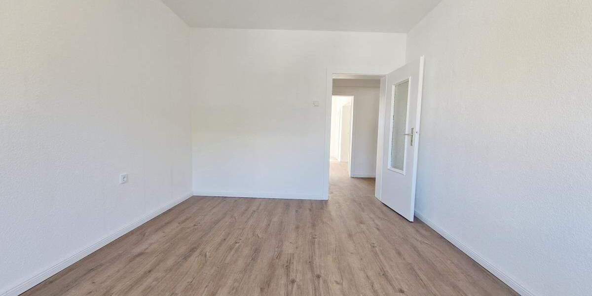 Renovierte Wohnung mit Balkon, für Singles und Paare in einer ruhigen Seitenstraße! 2 zimmer