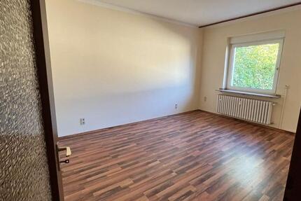 Schöne 3 Zimmer Wohnung in DU-Rheinhausen, 2.OG mit Balkon 3 zimmer