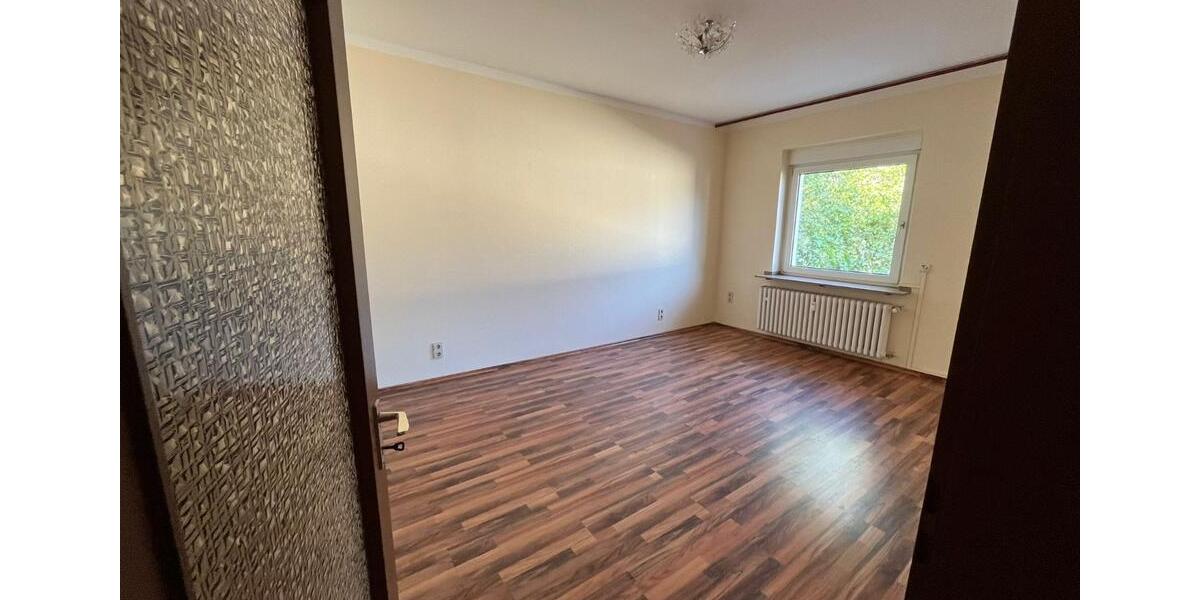 Schöne 3 Zimmer Wohnung in DU-Rheinhausen, 2.OG mit Balkon 3 zimmer