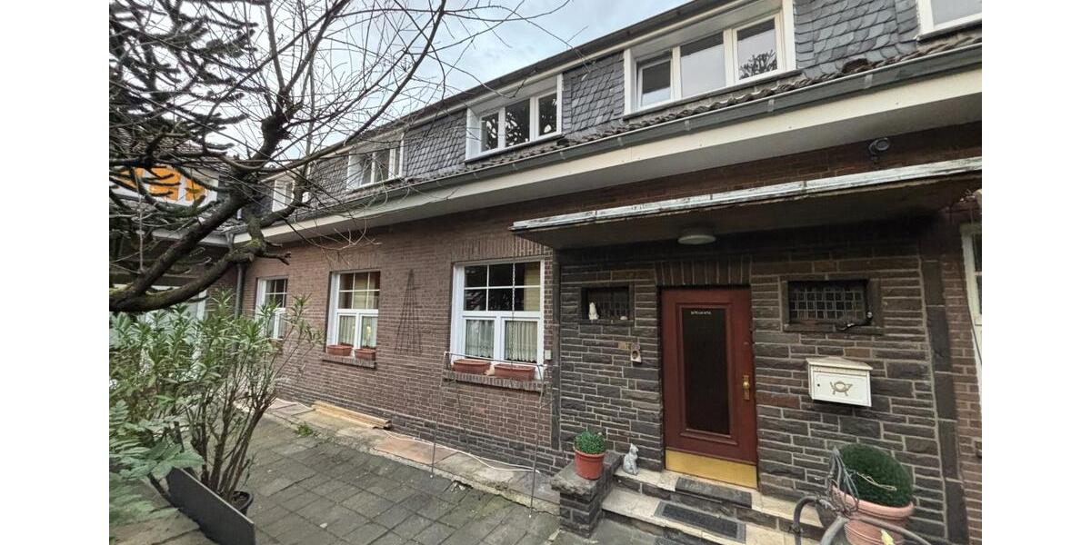 Neuer Ausbau - Erstbezug - Elberfeld Kruppstr. - 2,5 Zi. Wohnung 2 zimmer