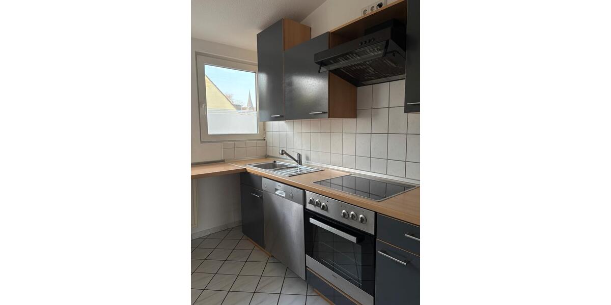 Dachgeschoßwohnung Wuppertal Gemarkung Nächstebreck - 2.5 Zimmer, 63 m&sup2;, 660&euro; | Angebot:25420338