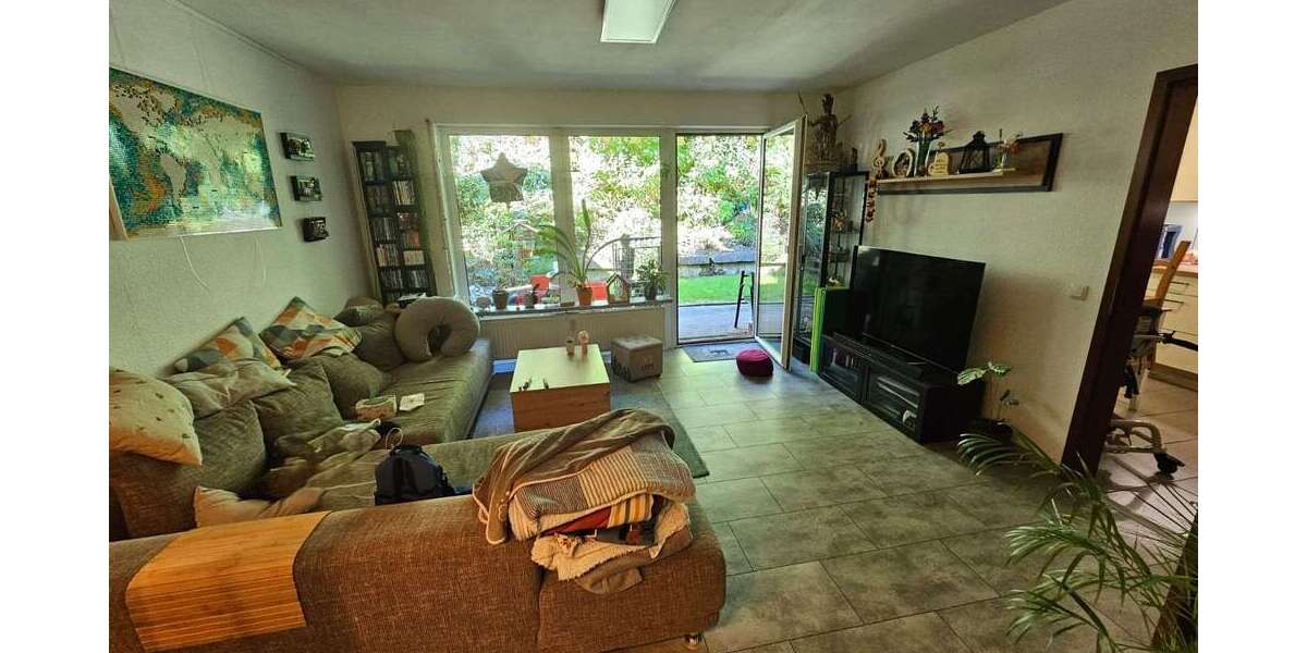 Etagenwohnung Essen Stadtbezirk IV - 3 Zimmer, 81 m&sup2;, 398&euro; | Angebot:27497358