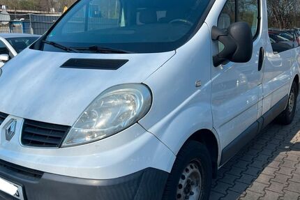 Renault Trafic 298.000 km 4.799 &euro; Essen 45356
