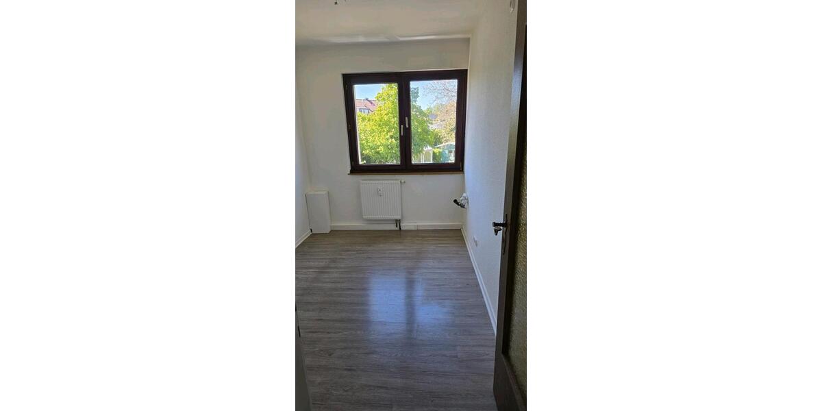 Etagenwohnung Bottrop Ebel - 3 Zimmer, 67 m&sup2;, 810&euro; | Angebot:26399061