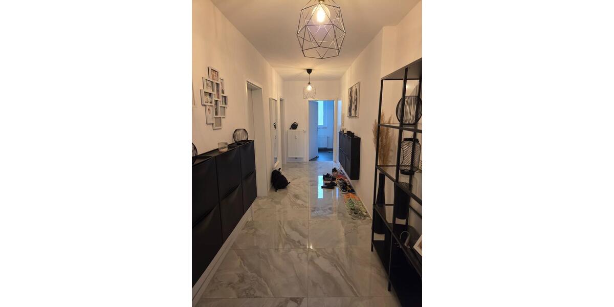 Dachgeschoßwohnung Gladbeck Brauck - 3.5 Zimmer, 930 m&sup2;, 930&euro; | Angebot:25838689