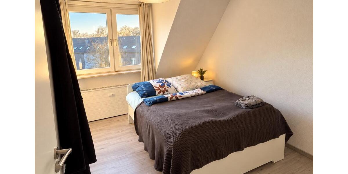 Dachgeschoßwohnung Castrop-Rauxel Becklem - 3 Zimmer, 70 m&sup2;, 166.000&euro; | Angebot:27482314