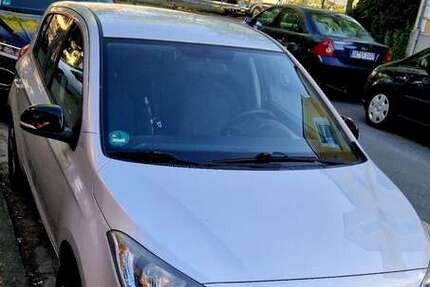 Hyundai i20 141.000 km 3.900 &euro; Bulmke-Hüllen (Gelsenkirchen) 45888
