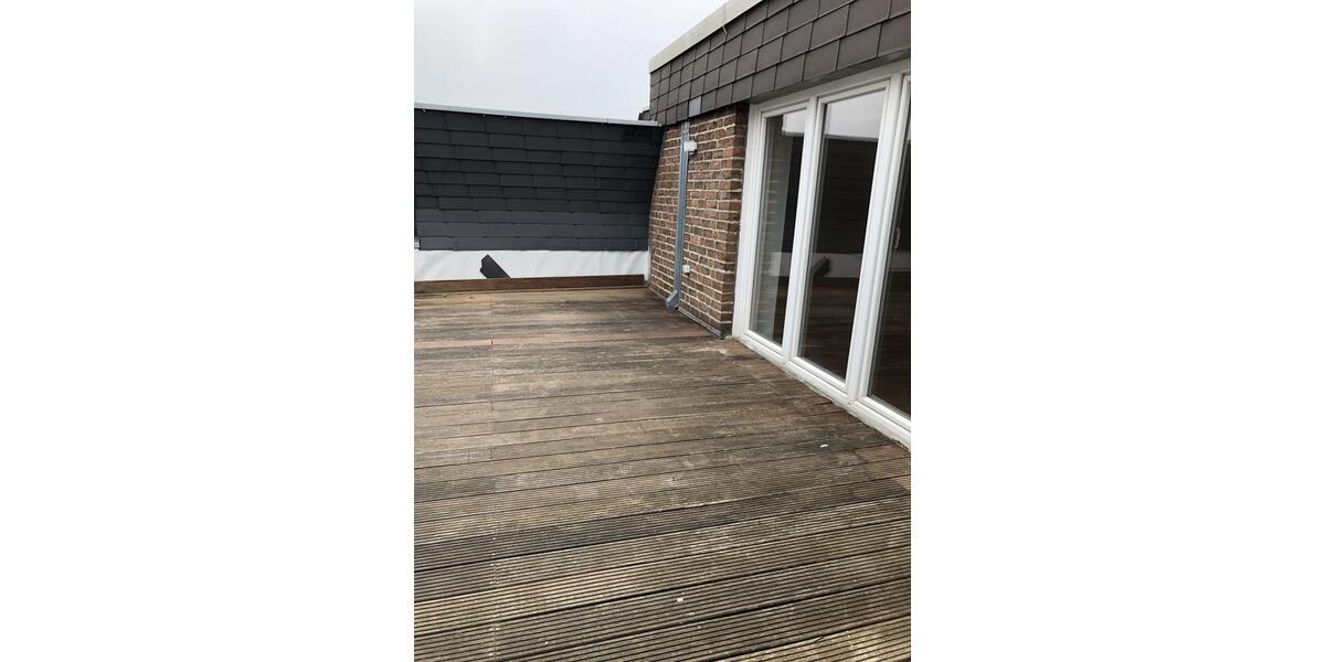 Über den Dächern von Moers: Großzügige Wohnung in der Moerser Innenstadt! 3 zimmer