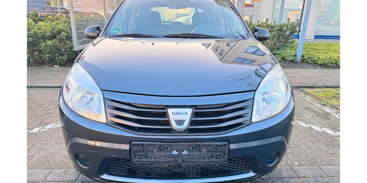 Dacia Sandero 180.000 km 1.599 &euro; Oberhausen 46047
