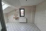 Dachgeschoßwohnung Duisburg Mittelmeiderich - 3 Zimmer, 1 m&sup2;, 700&euro; | Angebot:25844080