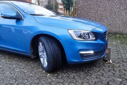 Volvo V60 105.000 km 15.900 &euro; Castrop-Rauxel 44575